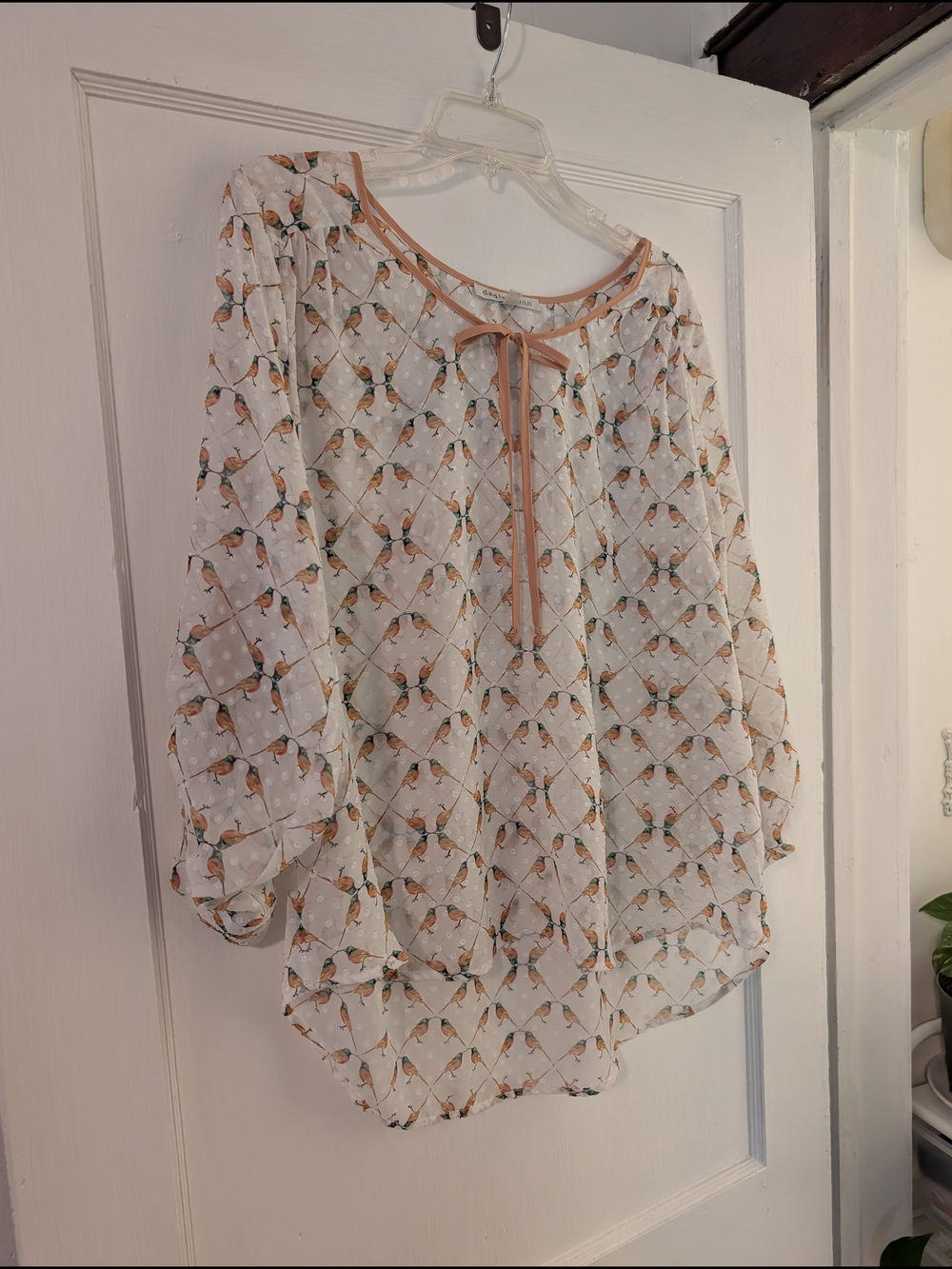 Daniel Rainn White Blouse with Peach Trim and Bird Print XL